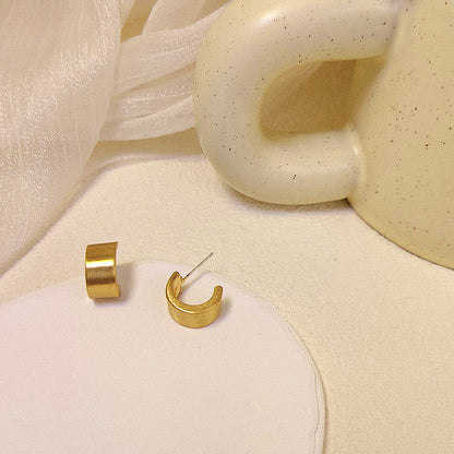 C-Shaped Needle Earrings